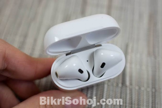 Apple original airpods .